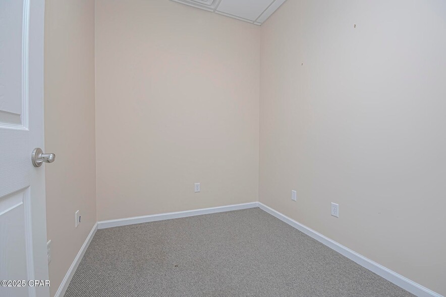 More Photos Of 7622 McElvey Rd, Panama City Beach Industrial For Sale