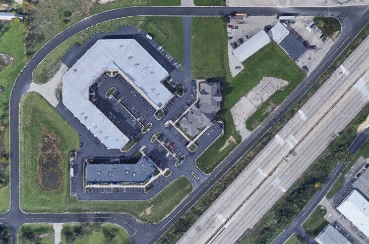 More Photos Of 976 American Dr, Neenah General Retail For Sale