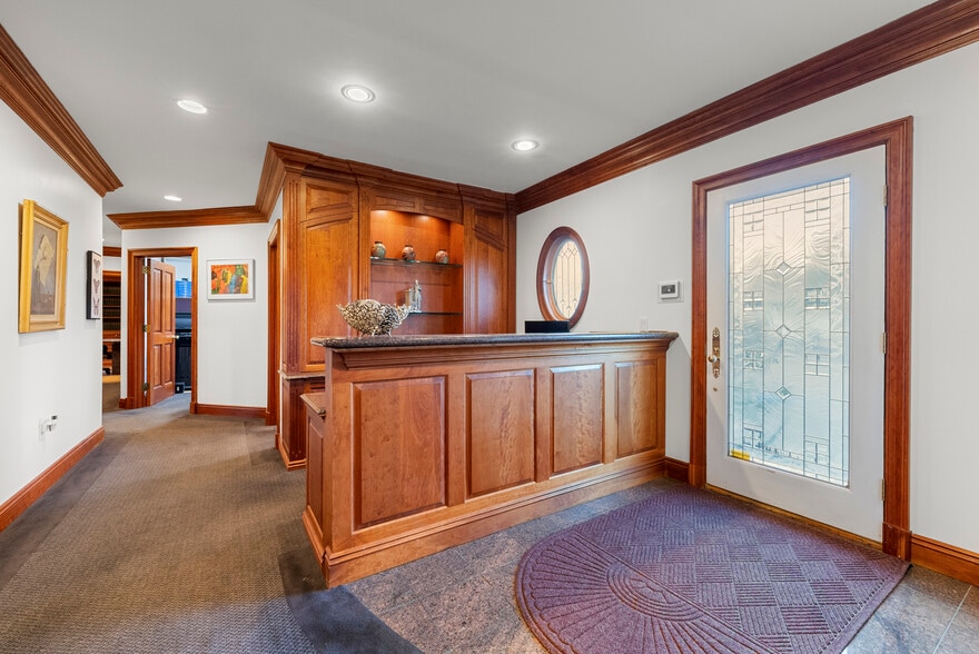 More Photos Of 77 Jefferson Plz, Totowa Office For Sale