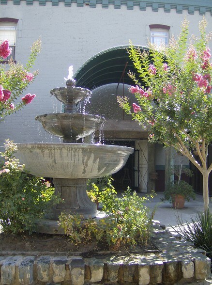 More Photos Of 445 W Weber Ave, Stockton Office For Lease