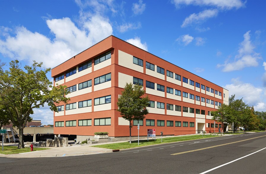 Primary Photo Of 555 Park St, Saint Paul Office For Lease