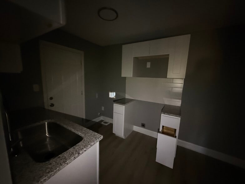 More Photos Of 2427 Carmine St, Charlotte Multifamily For Sale