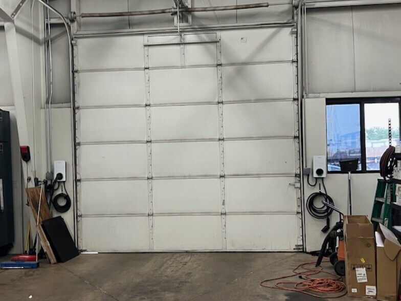 More Photos Of 9120 Trinity Dr, Lake In The Hills General Retail For Sale