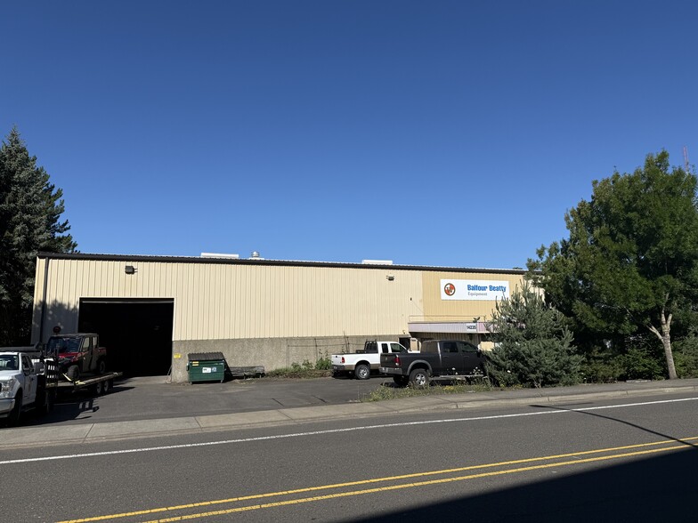 Primary Photo Of 14235 SE 98th Ct, Clackamas Warehouse For Sale