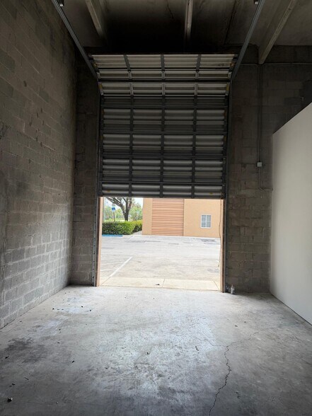 More Photos Of 4628-4648 NW 133rd St, Opa-locka Warehouse For Lease