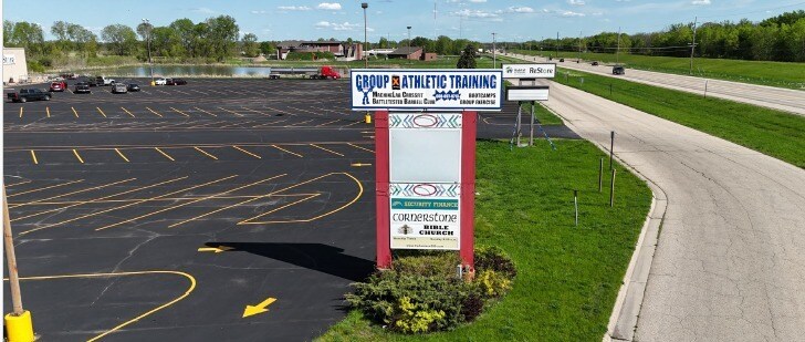More Photos Of 1410-1450 E Wisconsin St, Portage General Retail For Sale