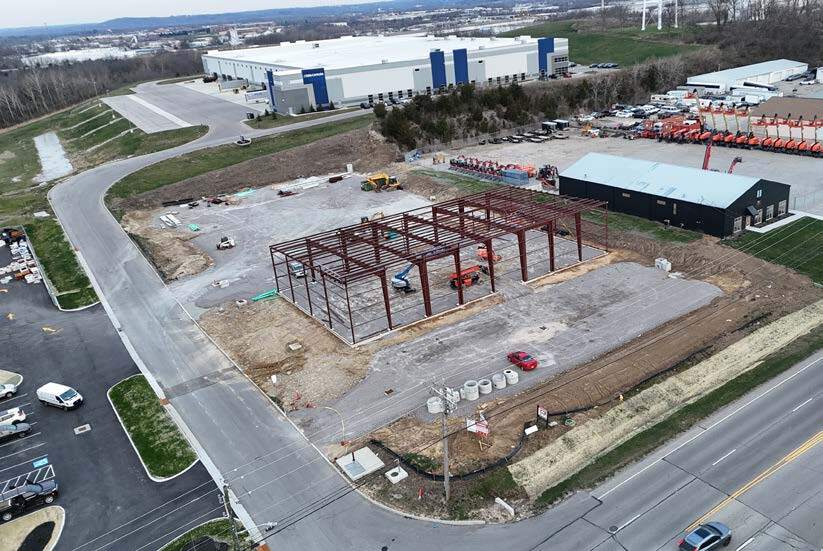 More Photos Of 9381 Seward Rd, Fairfield Warehouse For Lease