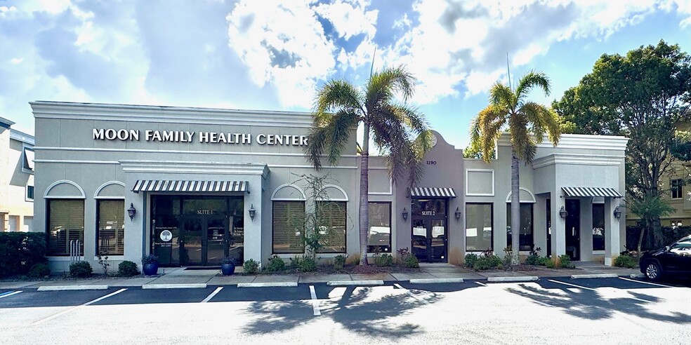 Primary Photo Of 1190 Pine Ridge Rd, Naples Office For Lease