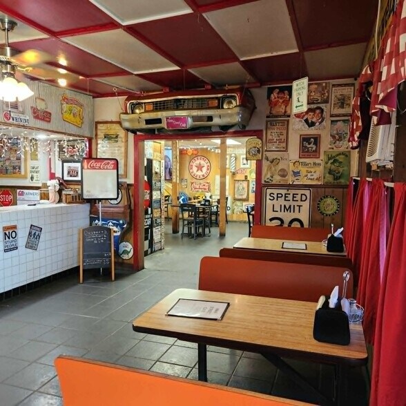 More Photos Of 102 S Main St, Hackett Restaurant For Sale