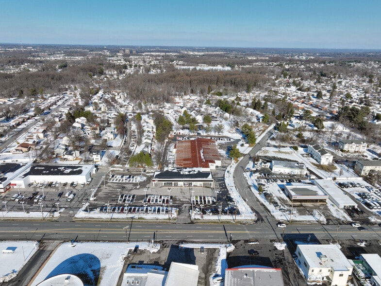 More Photos Of 9400 Liberty Rd, Randallstown Auto Dealership For Sale