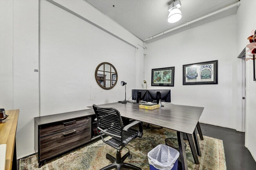 More Photos Of 255 NE 6th Ave, Delray Beach Office For Lease