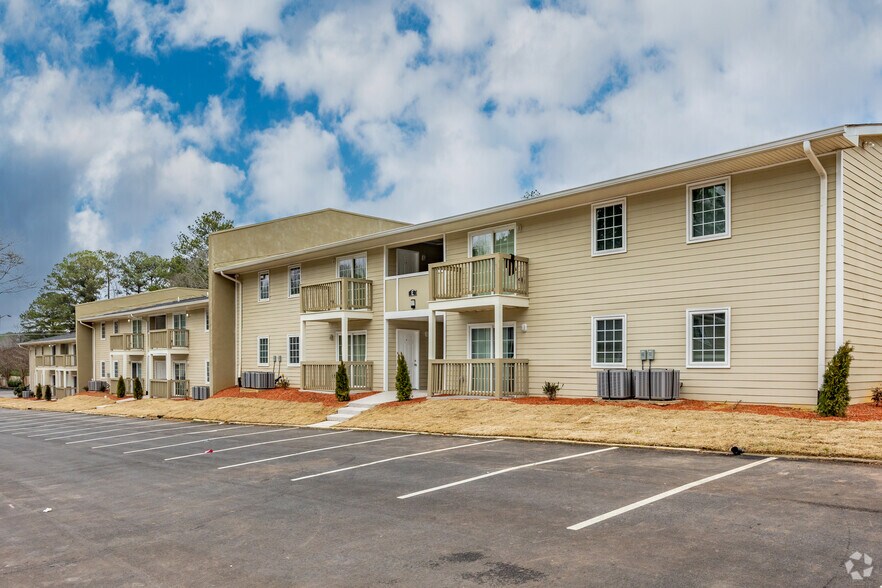 More Photos Of 925 Conley Rd, Atlanta Multifamily For Sale