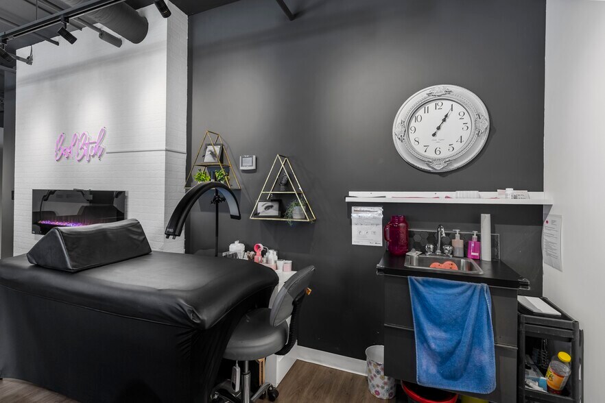 More Photos Of St Thomas St, St. Albert Apartments For Sale