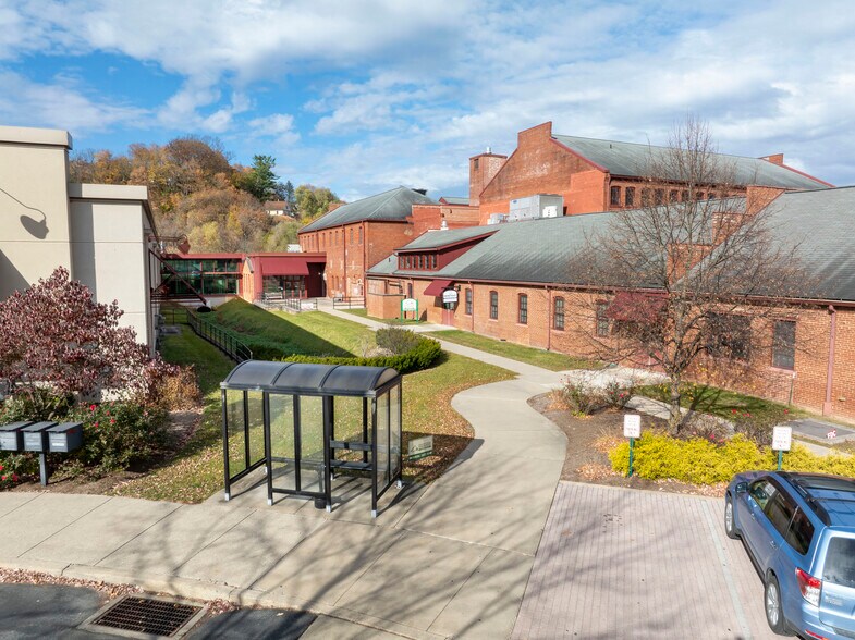 More Photos Of 100-256 Match Factory Pl, Bellefonte Medical For Lease