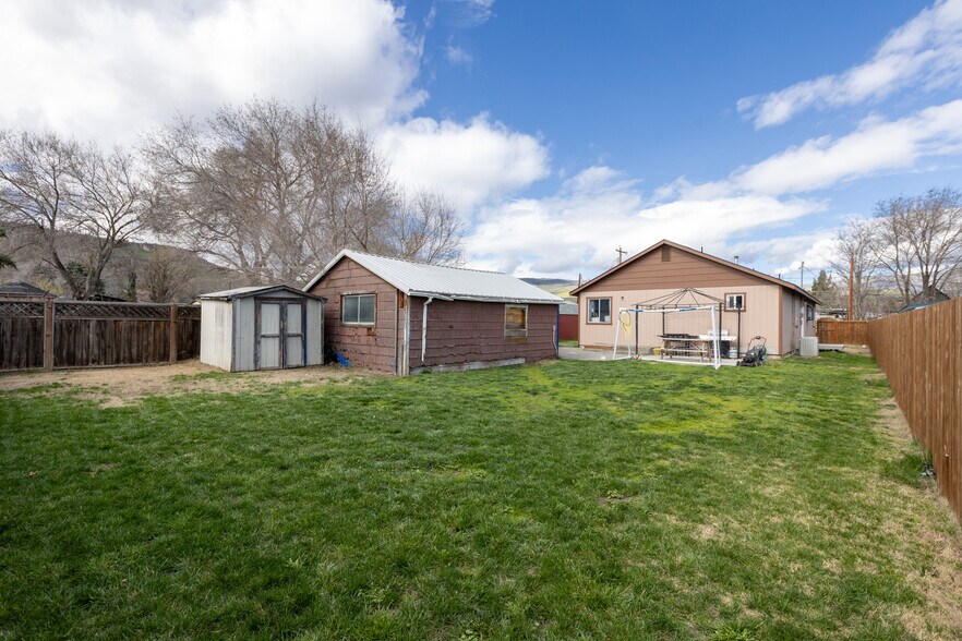 More Photos Of 758 Pleasant Ct, The Dalles Specialty For Sale