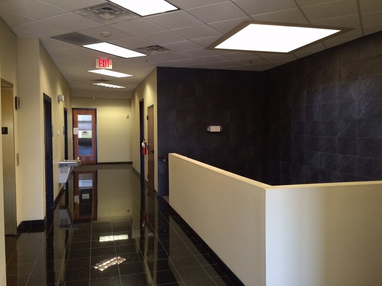 More Photos Of 3005 W Horizon Ridge Pky, Henderson Medical For Lease