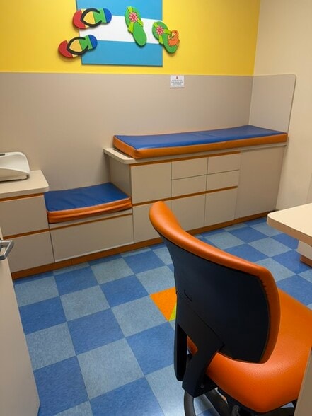 More Photos Of 789 S Federal Hwy, Fort Lauderdale Medical For Lease