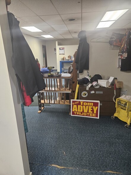 More Photos Of 1630 W Jackson St, Painesville Warehouse For Lease