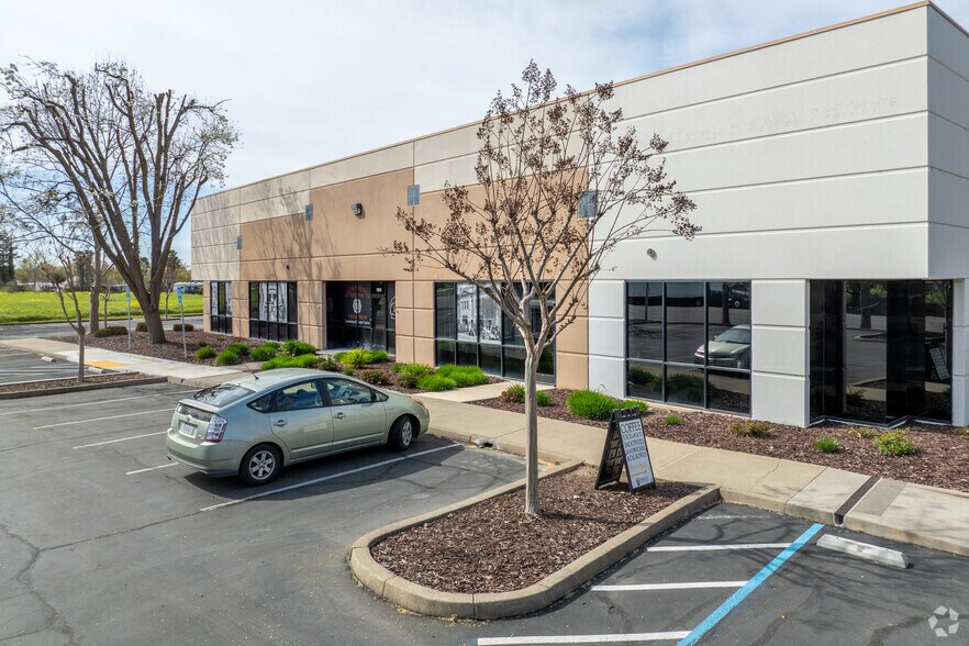 More Photos Of 3650 Industrial Blvd, West Sacramento Warehouse For Lease