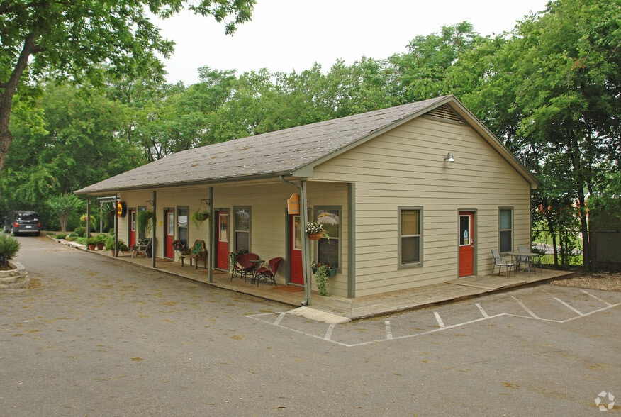 More Photos Of 9414-9416 Anderson Mill Rd, Austin Unknown For Lease