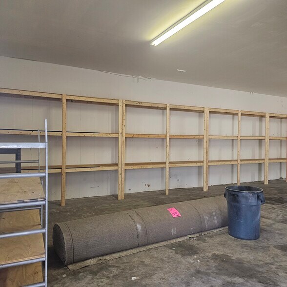 More Photos Of 1830 Patterson Ave, Deland Warehouse For Lease