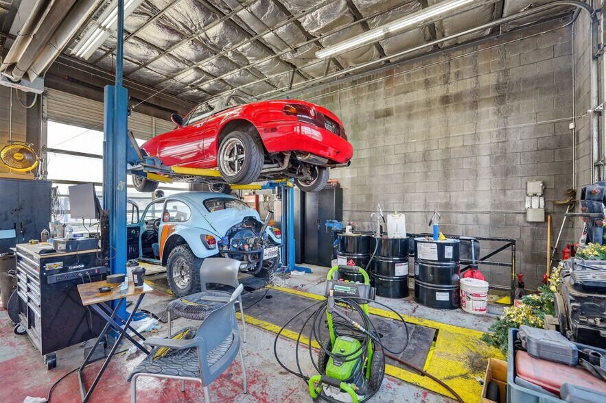 More Photos Of 4650 S Constitution Blvd, Salt Lake City Auto Repair For Sale