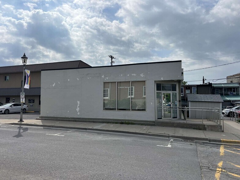 More Photos Of 12 Market Sq, Napanee Office For Sale