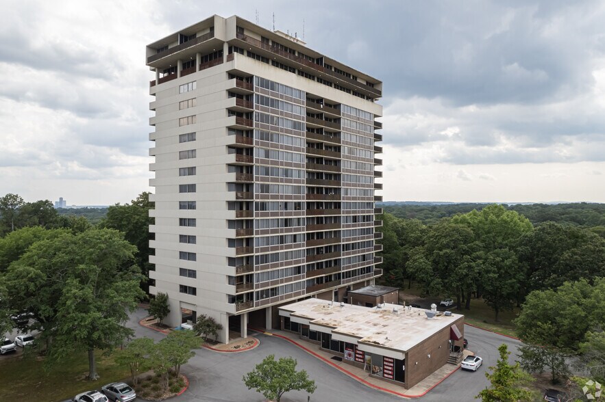 Primary Photo Of 4801 N Hills Blvd, North Little Rock Office Residential For Lease