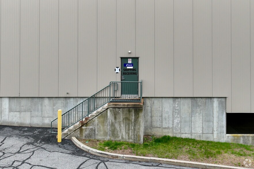 More Photos Of 350R Myles Standish Blvd, Taunton Manufacturing For Lease