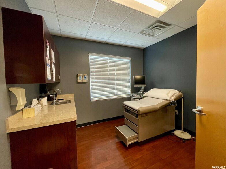 More Photos Of 5285 S 400 E, Washington Terrace Medical For Lease