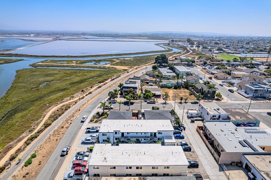 More Photos Of 725-727 Boulevard Ave, Imperial Beach Apartments For Sale