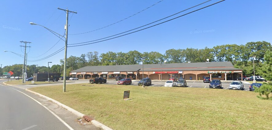 More Photos Of 1820 Lanes Mill Rd, Brick Freestanding For Sale