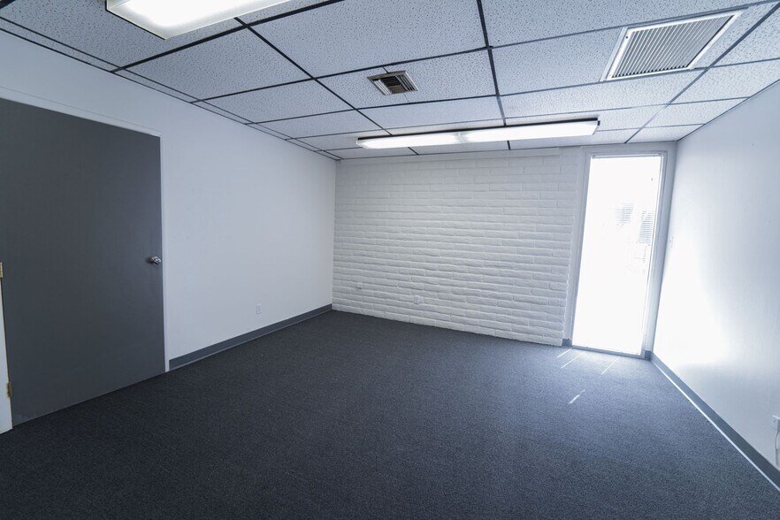More Photos Of 1401 Montana Ave, El Paso Office For Lease