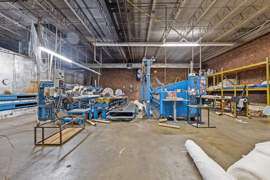 More Photos Of 1000 E Butler Ave, Liberty Manufacturing For Sale