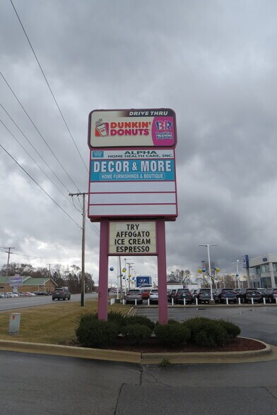 More Photos Of 9222 Indianapolis Blvd, Highland Freestanding For Lease
