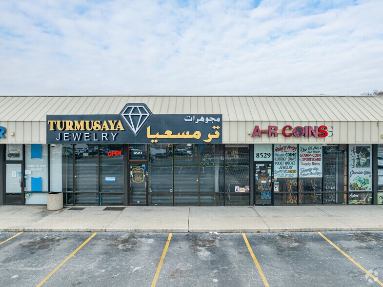 More Photos Of 8505-8537 S Harlem Ave, Burbank General Retail For Lease