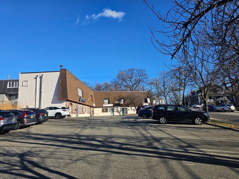 More Photos Of 23 N Farview Ave, Paramus Storefront For Sale