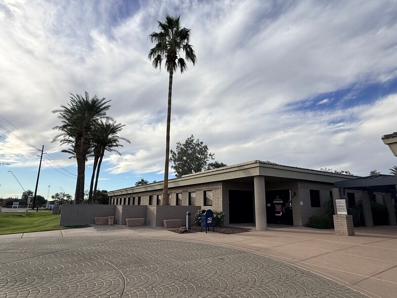 More Photos Of 604 W Warner Rd, Chandler Medical For Sale
