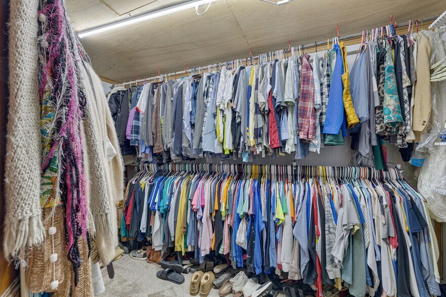 More Photos Of 305 N Main St, Ste Genevieve Storefront Retail Residential For Sale