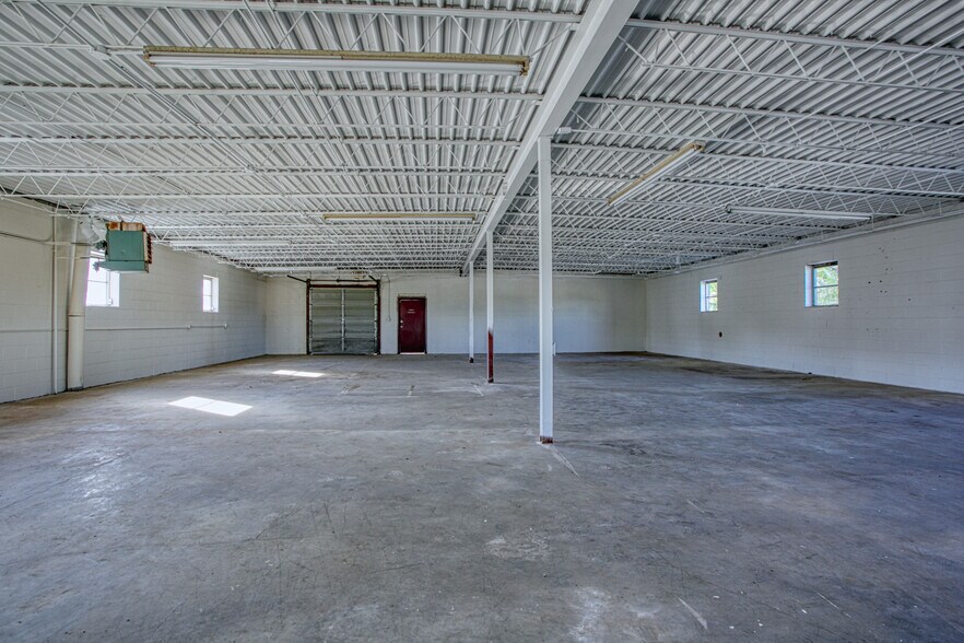 More Photos Of 5394 New Peachtree Rd, Chamblee Office For Sale