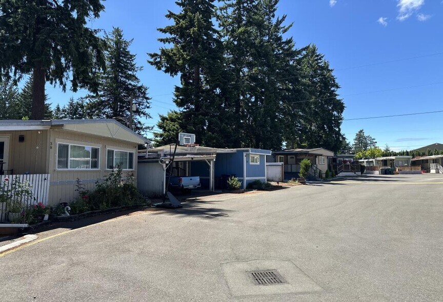 More Photos Of 6208 202nd St SW, Lynnwood Manufactured Housing Mobile Home Park For Sale