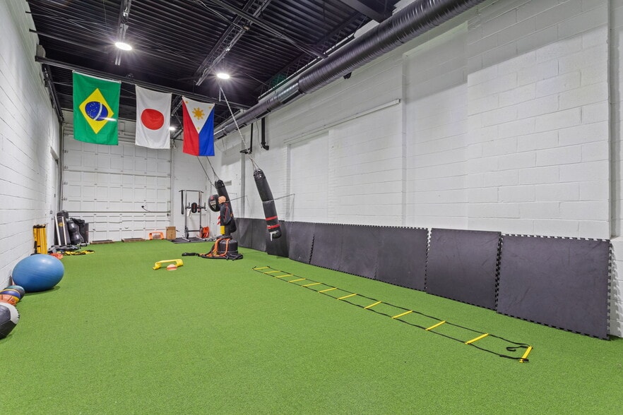 More Photos Of 1605 Brook Rd, Richmond Warehouse For Sale