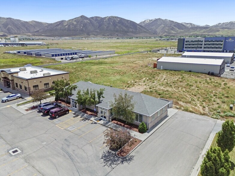More Photos Of 494 E 2400 N, Tooele Office For Lease