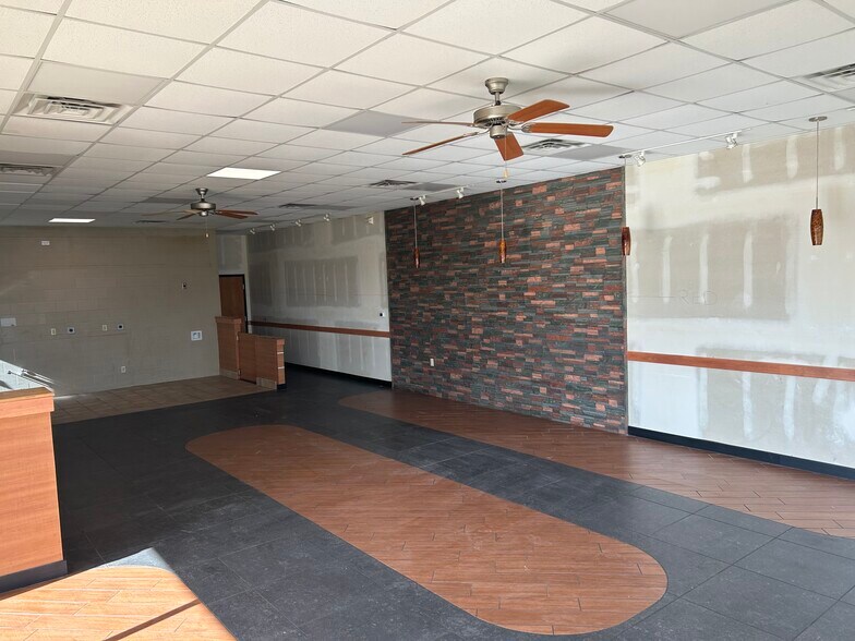 More Photos Of 2701 N Rock Rd, Derby General Retail For Lease