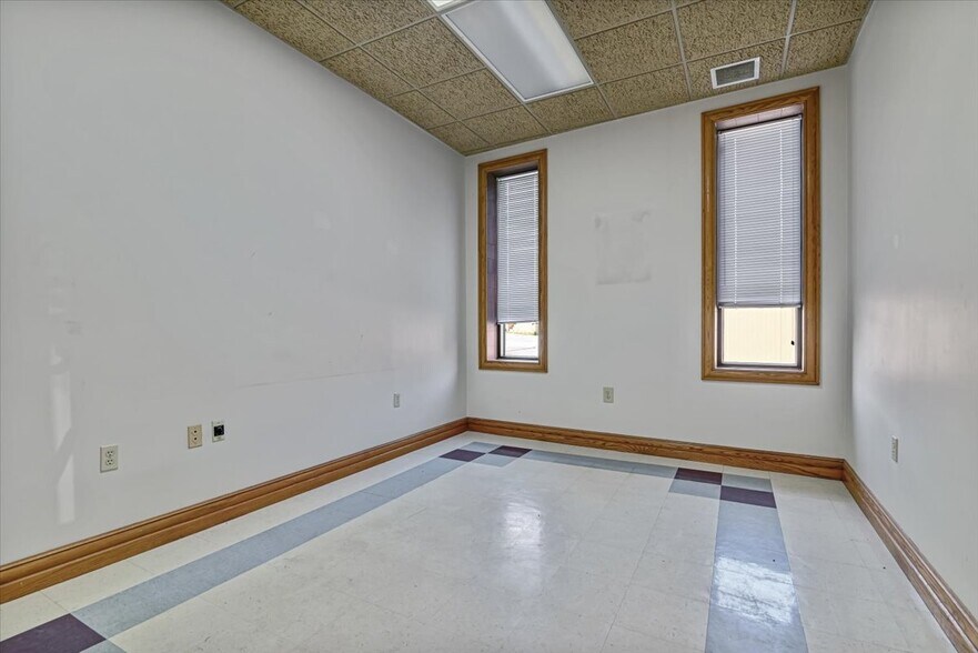 More Photos Of 1337 N Main Ave, Scranton Medical For Lease