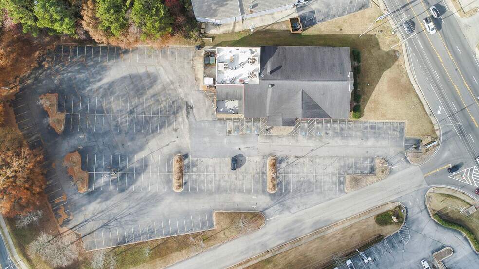 More Photos Of 5425 N Henry Blvd, Stockbridge Restaurant For Lease