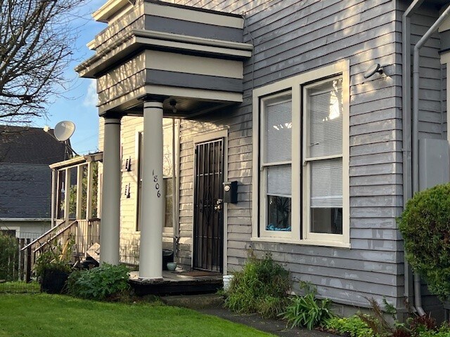 More Photos Of 1804 D St, Eureka Multifamily For Sale