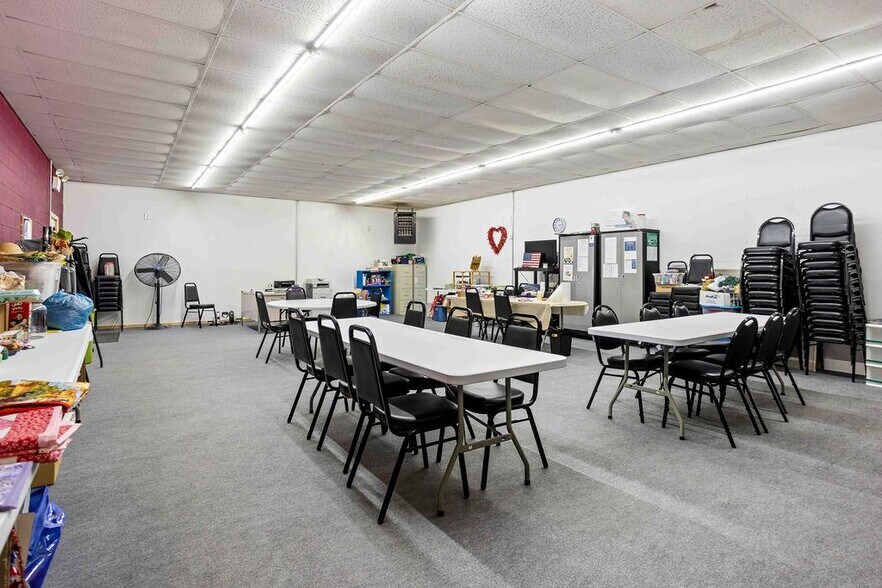 More Photos Of 75 Germania St, Galeton Restaurant For Sale