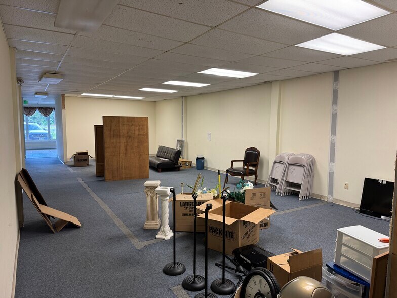 More Photos Of 25367 Lankford Hwy, Onley Light Distribution For Lease