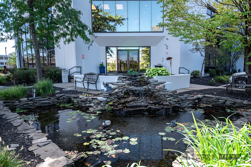 More Photos Of 25200 Chagrin Blvd, Beachwood Office For Lease